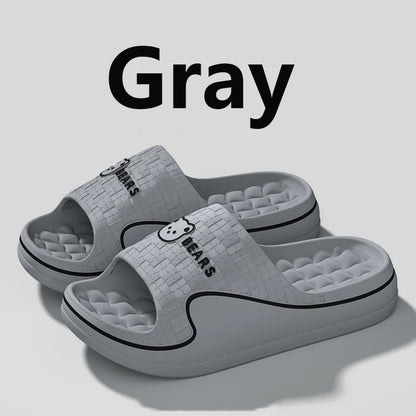Chinelo Feminino e Masculino Antiderrapante de Urso Fofo para Verão, Sandália Casual de Desenho Animado Macia para Uso Interno e Externo, Calçado de Casal para Banheiro